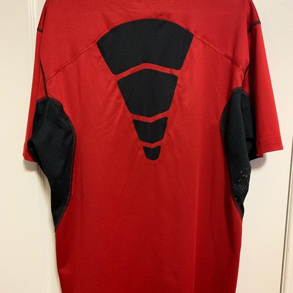 Nike Pro Combat Athletic Training T-Shirt - Picture 12 of 12